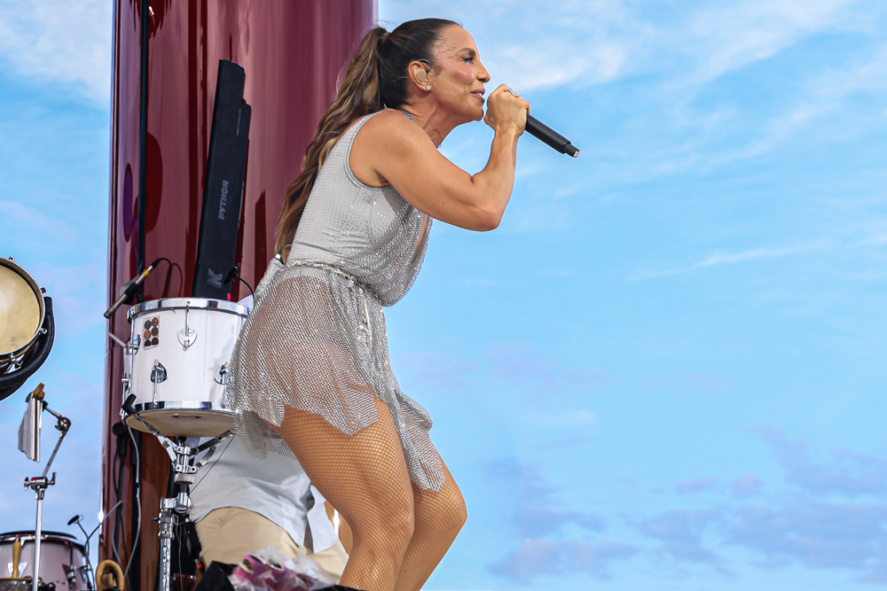 Ivete Sangalo Faz Show Da Turnê "clareou"