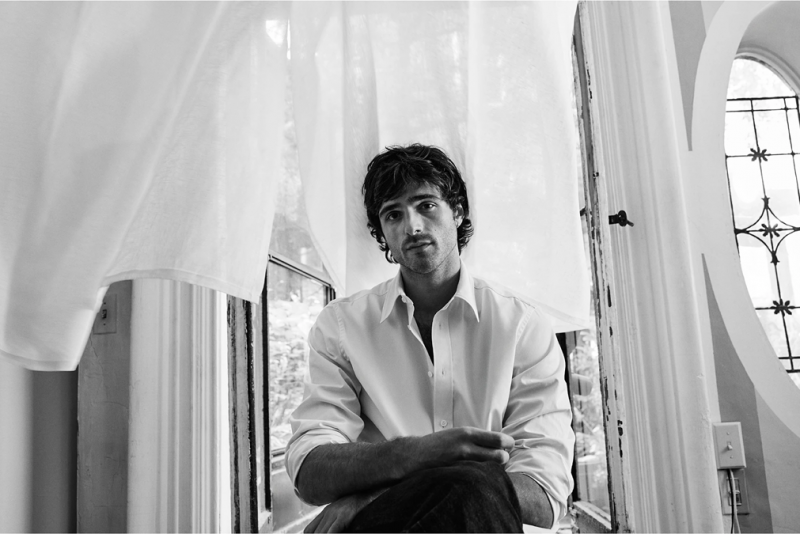 Bottega Veneta une Jacob Elordi e Duane Michals em campanha que questiona “O que são sonhos?”