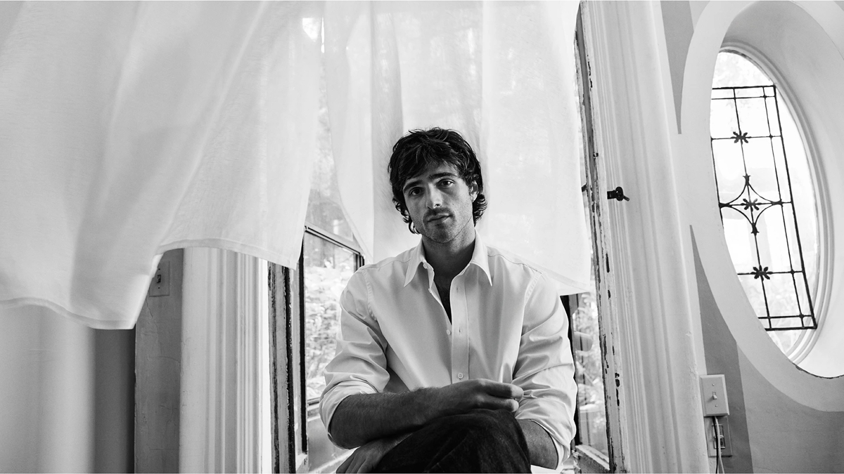 Bottega Veneta une Jacob Elordi e Duane Michals em campanha que questiona “O que são sonhos?”