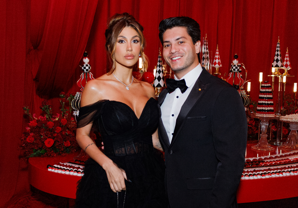 Jheny Santucci E Arthur Aguiar