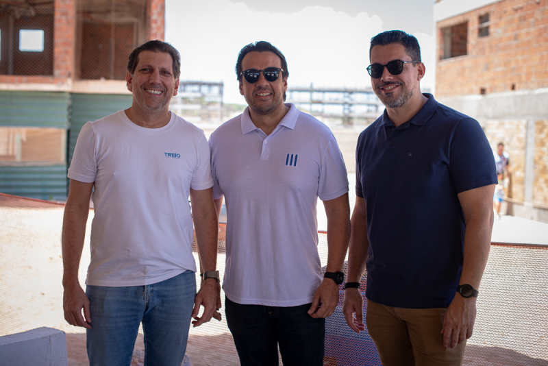 Lyfestile litorâneo - Dias de Sousa e F.Brasil apresentam o conceito do Beach Ville durante encontro no Porto das Dunas