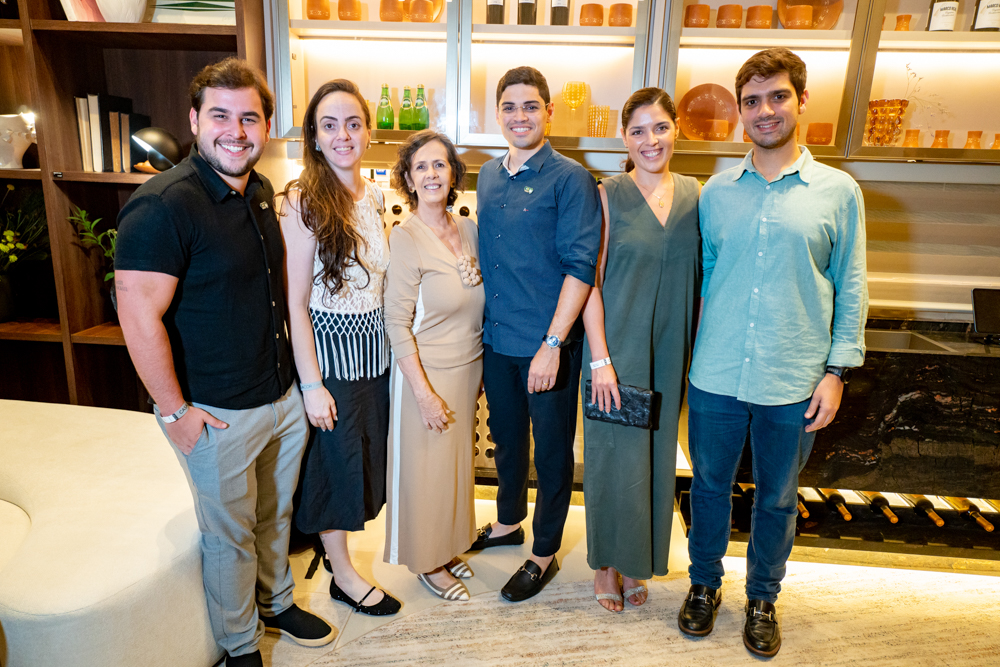 João Pedro De Castro, Aniele Pinzon, Neuma Figueiredo, Tiago Guimarães, Raiza Teles E Germano Belchior