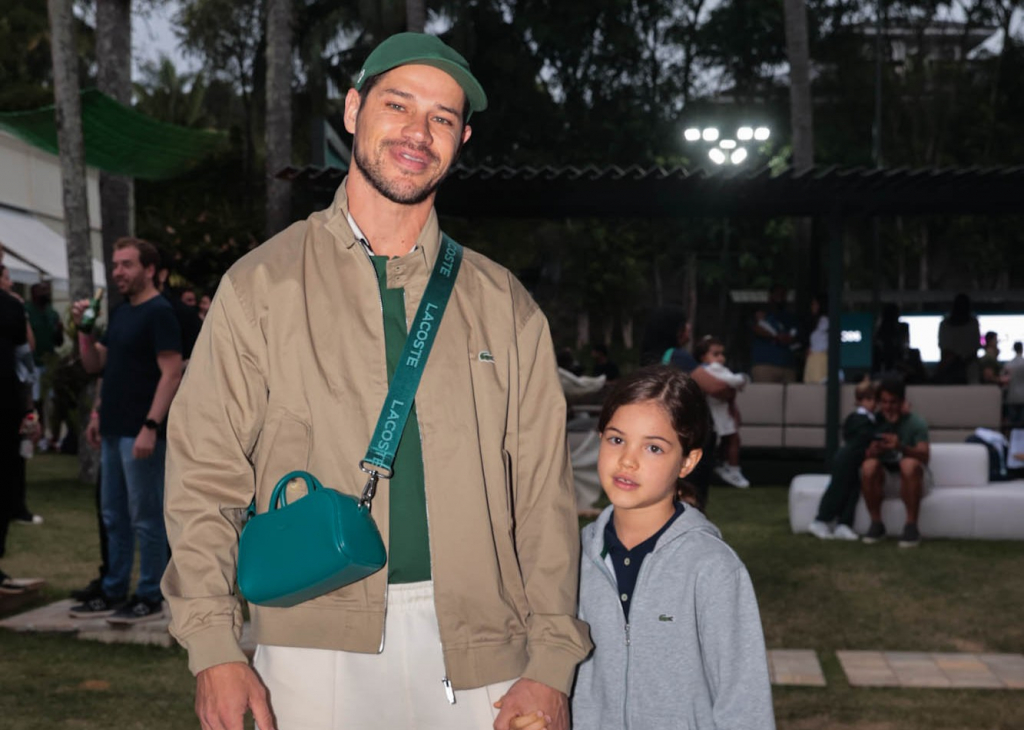 José Loreto E Bella