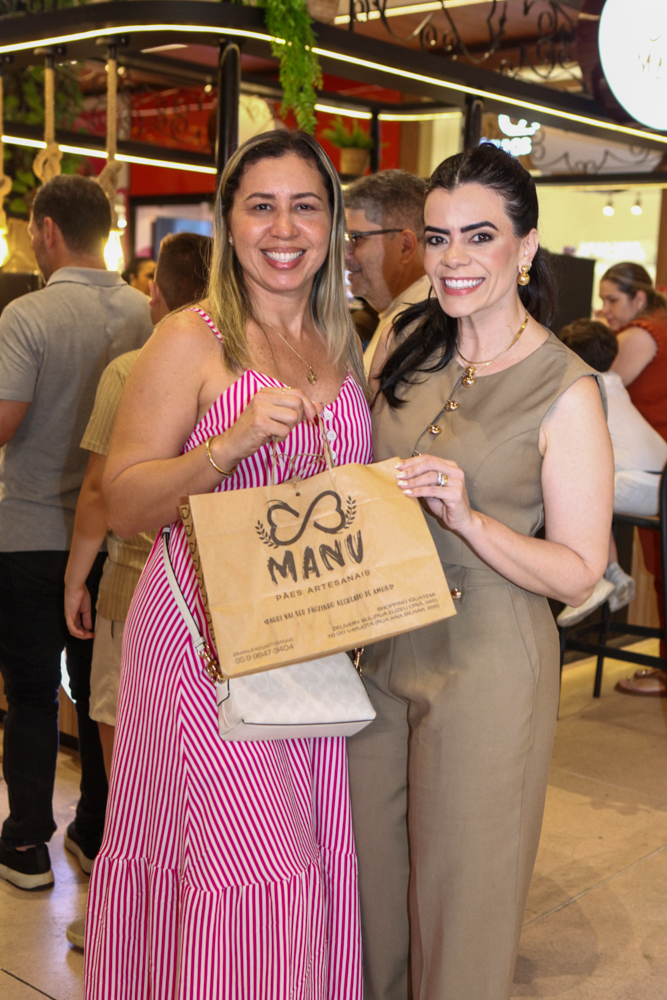 Karine Alves E Manuela Acário(12)