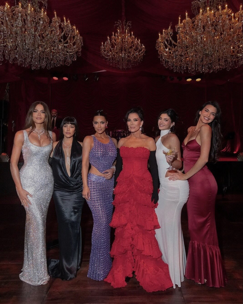 Khloe, Koutney, Kim Kardashian, Kris Jenner, Kloe E Kendall