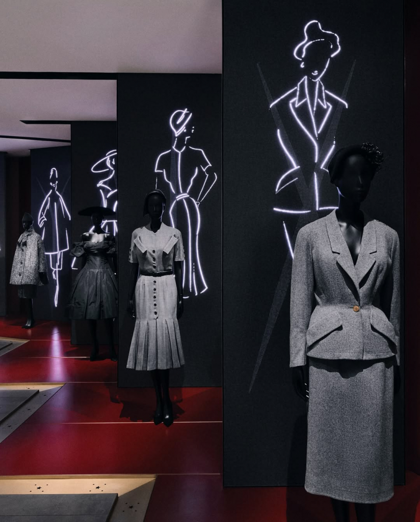 La Galerie @dior And The Azzedine Alaïa Foundation Present An Unprecedented Double Exhibition Sh (5)