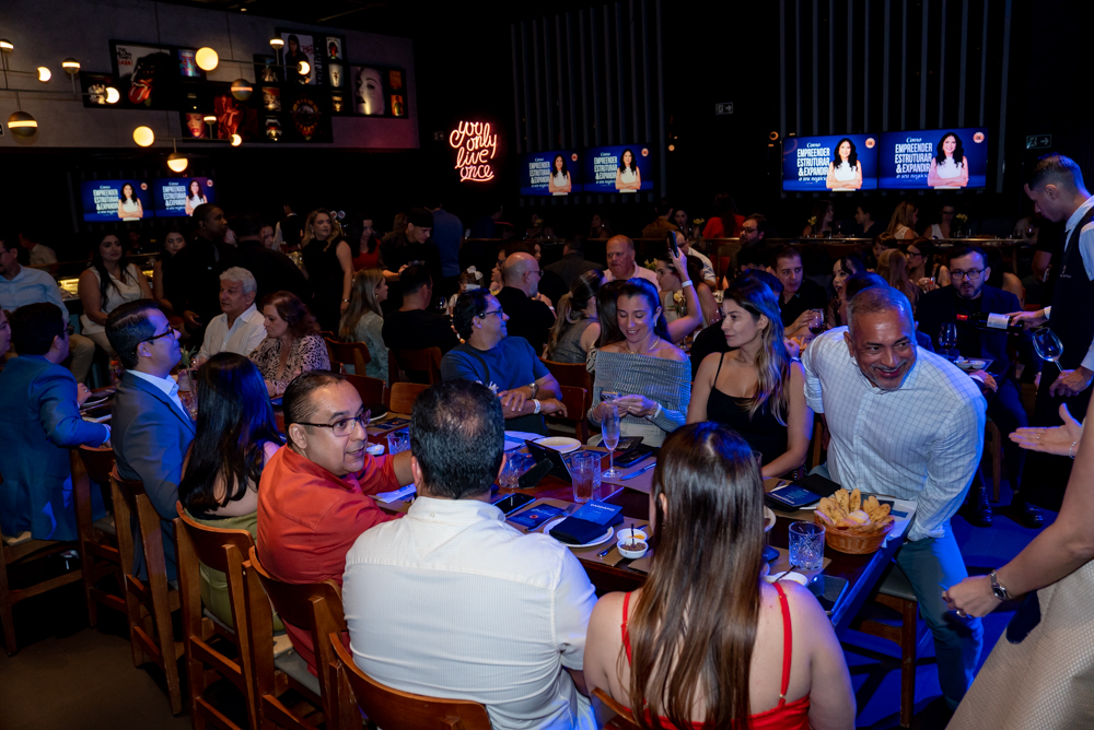 Lançamento Do Livro De Tatianne Teófilo (20)