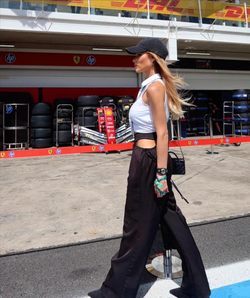 Lara Bezerra De Menezes (2)