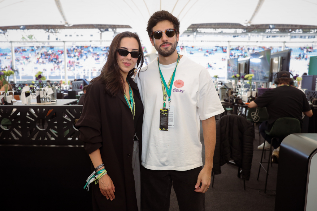 Lara Silva E Julinho Casares