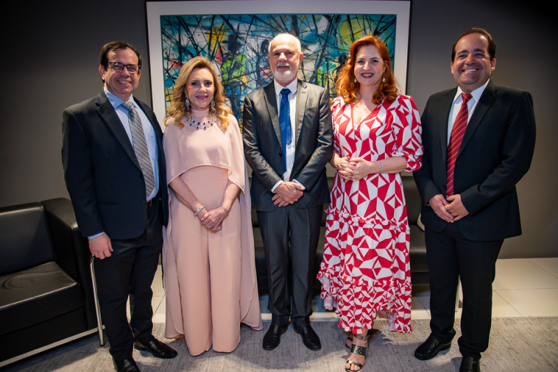 Reconhecimento público - João Carlos Diógenes Parente é agraciado com a Medalha Boticário Ferreira em sessão solene na CMFor