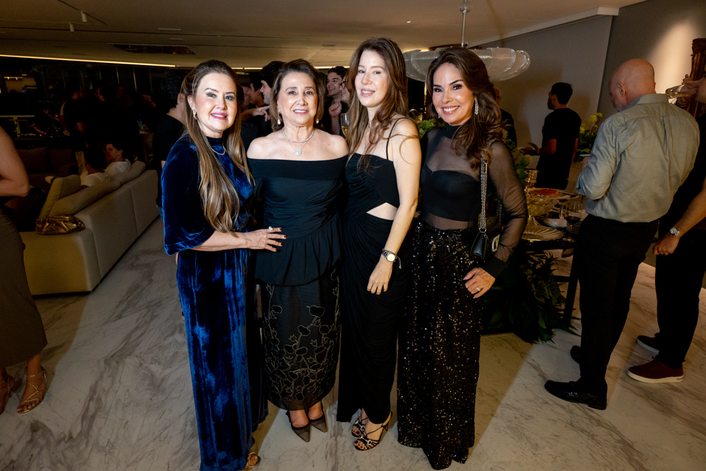 Liana Fujita, Marilene Carvalho, Lara E Eveline Fujita