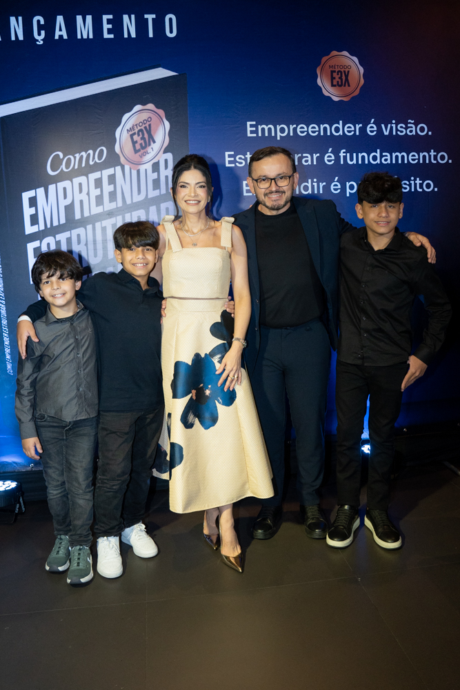 Lorenzo, Lucas, Tatianne, José E Levi Teófilo (6)