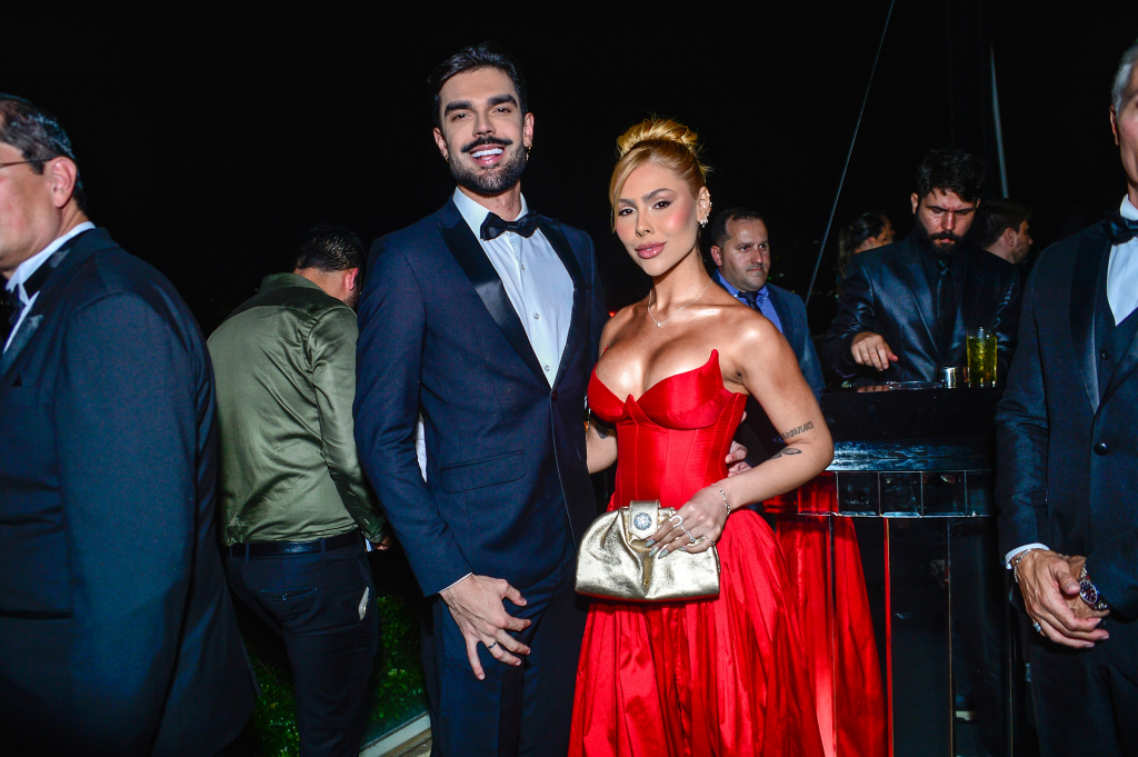 Luan Pereira E Victória Miranda