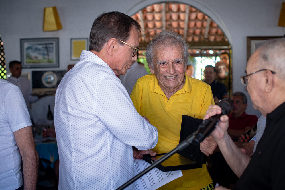 Lúcio Brasileiro Reúne Amigos Em Tradicional Encontro De Fim De Ano No Ugarte (12)