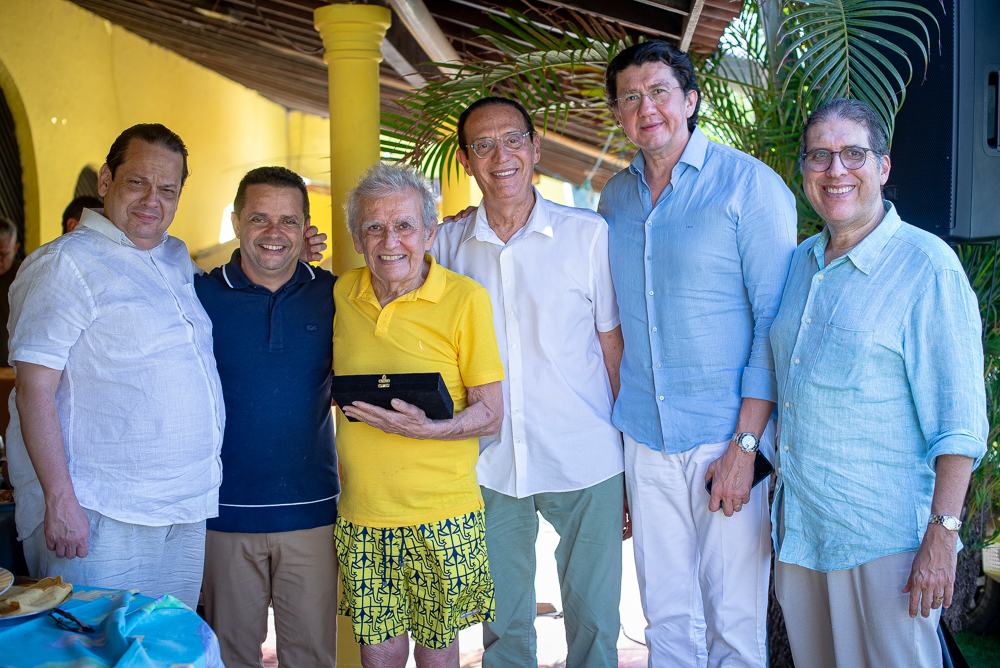 Lúcio Brasileiro Reúne Amigos Em Tradicional Encontro De Fim De Ano No Ugarte (73)