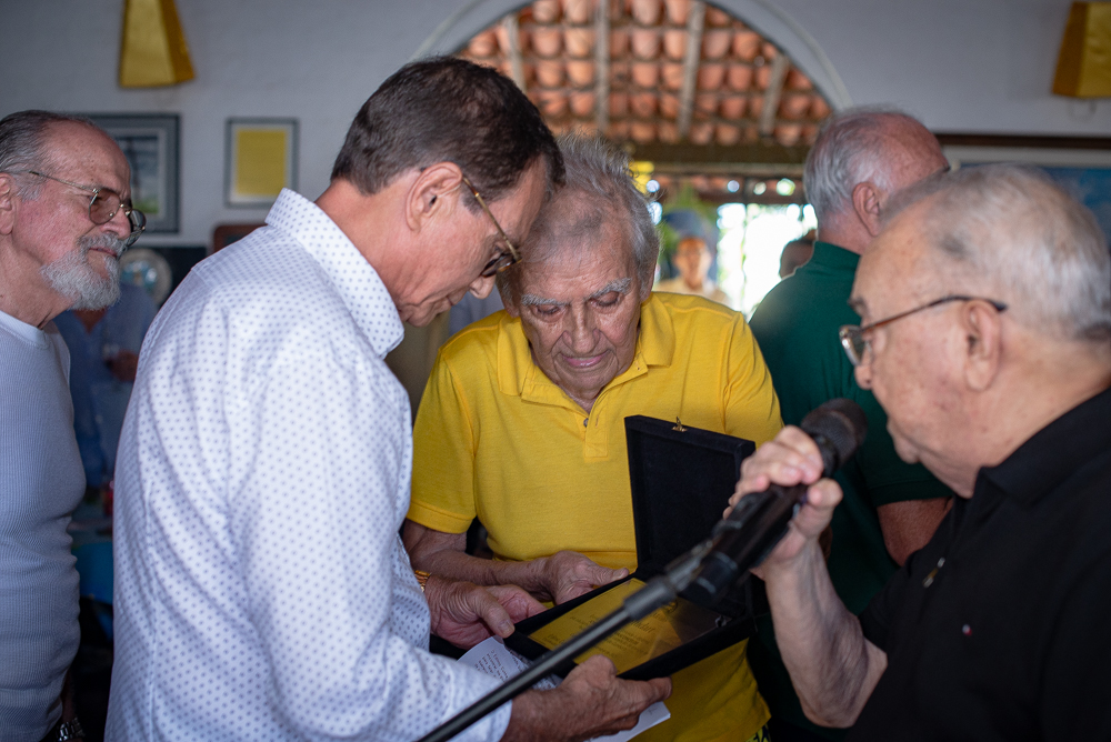 Lúcio Brasileiro Reúne Amigos Em Tradicional Encontro De Fim De Ano No Ugarte (8)