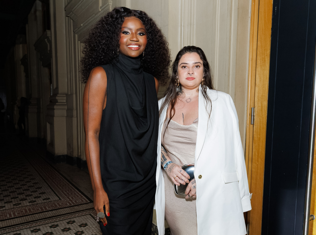 Magna Daz E Namorada