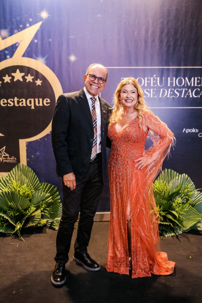 Magno Muniz E Stela Frota Salles