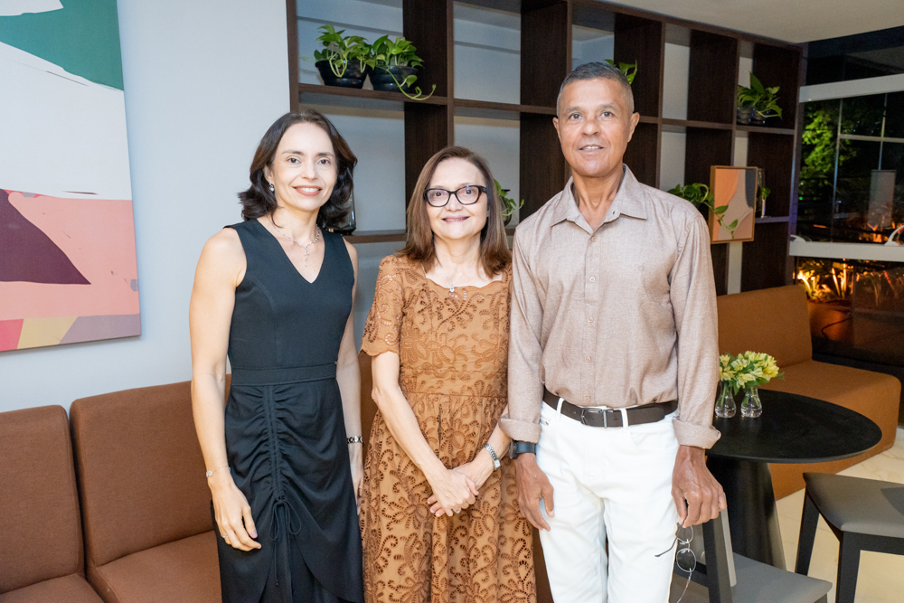 Maiza Girão, Cristiane Rocha E Cantídio Filho