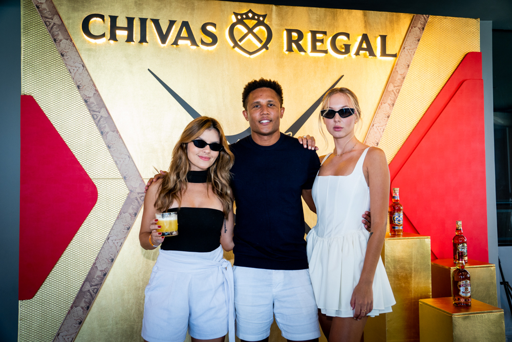 Manu Uchôa, Jorge André E Darya Paputsevich