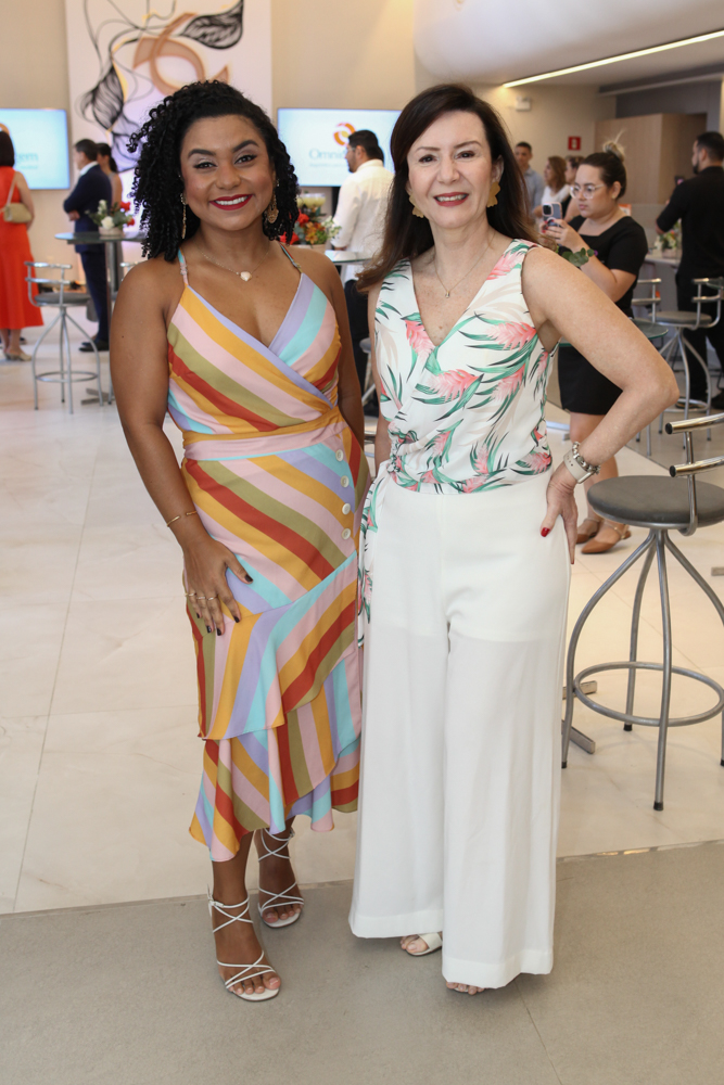 Marcela Barbosa E Elizabeth Bernardino (2)