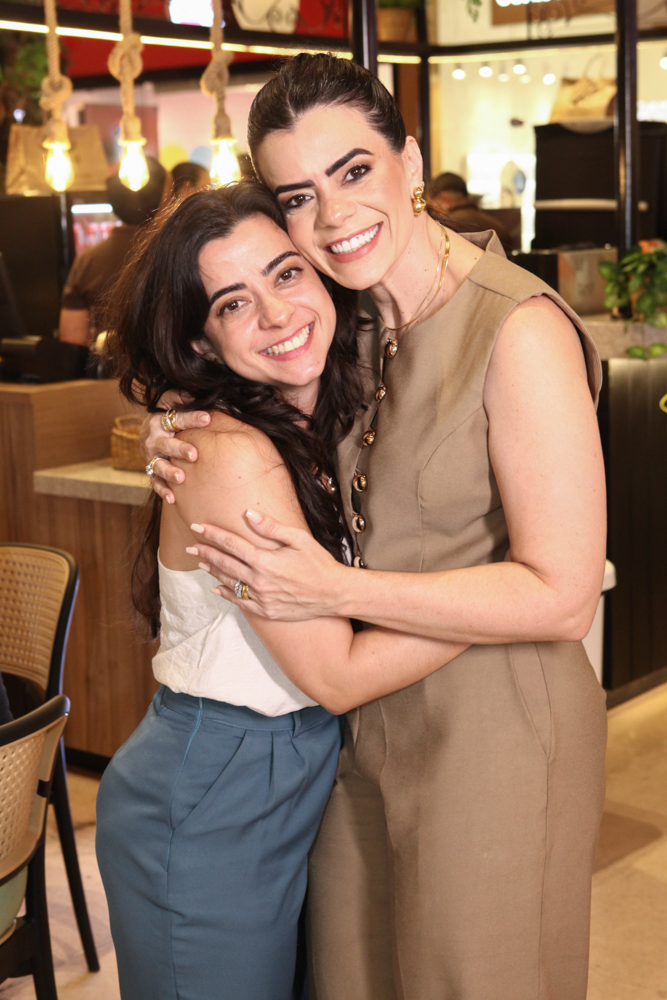 Marcela De Moura E Manuela Acário (3)