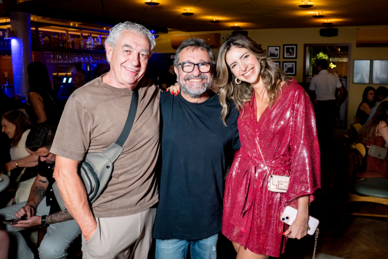 Edição especial - Sofia Linhares lança Ambientes Book Regional em noite movimentada no Cenário – Casa de Música