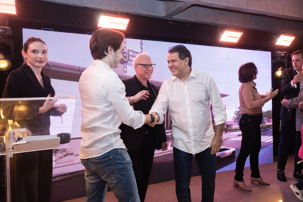 Maria Clara E Janos Fuzesi, Paulo Facchini E Evandro Leitão (1)