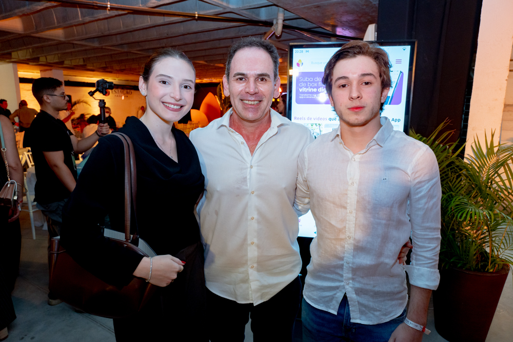 Maria Clara, Janos E Janos Fuzesi (2)