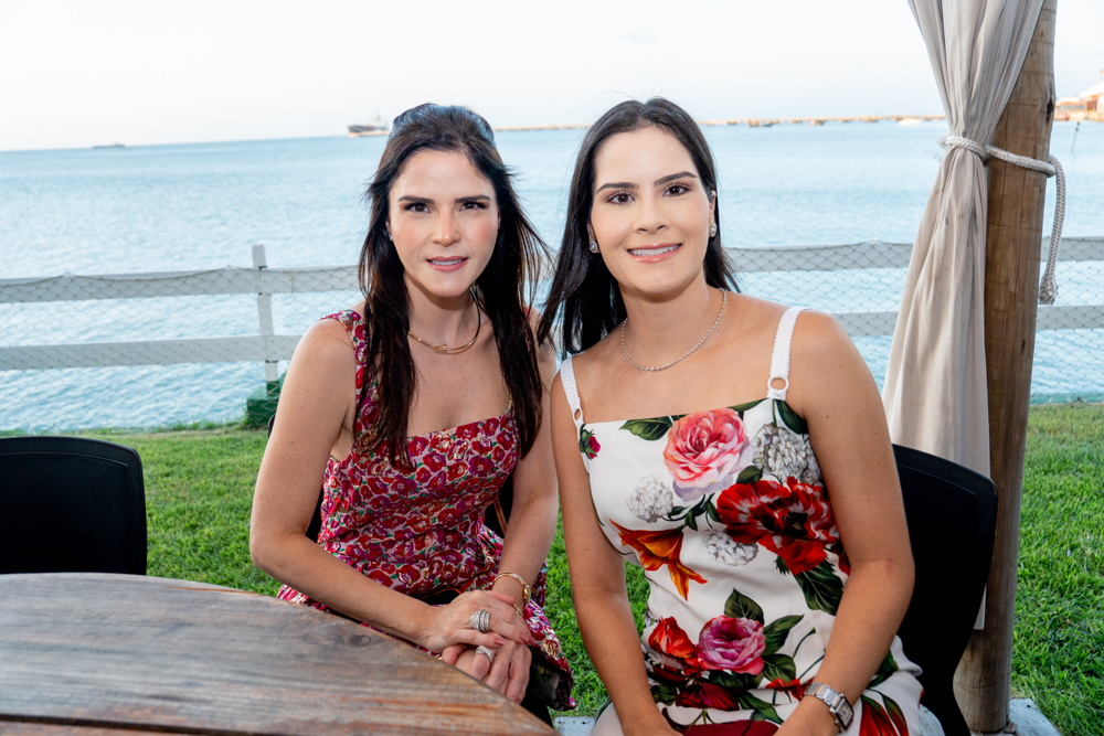 Marília E Camile Quintão