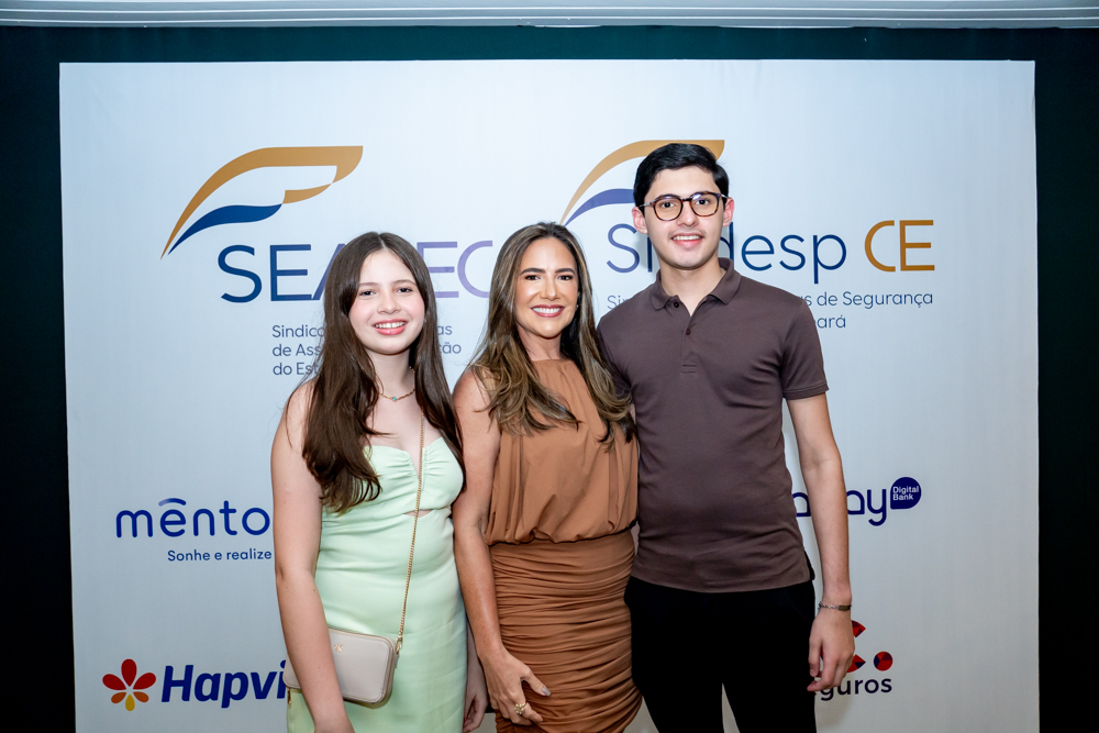 Marina Barreira, Melissa Bandeira E Marcelo Barreira (2)