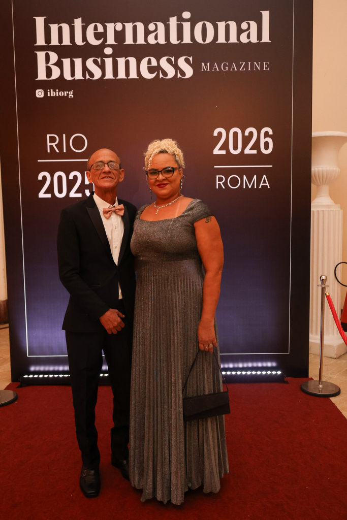 Mestre Cica E Tânia Domingos