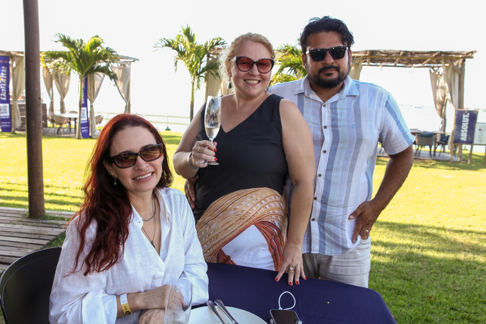 Mira Goebel, Christiane Monteiro E Levilton Jr