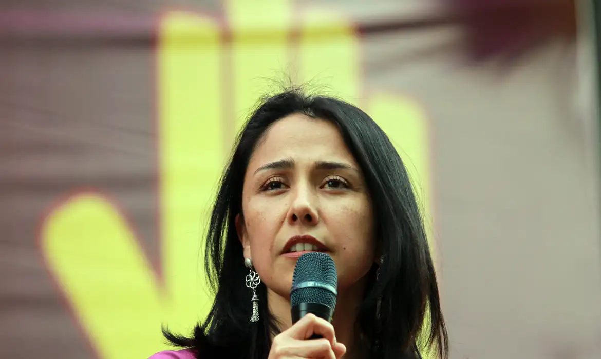 Governo é questionado na Câmara sobre refúgio concedido à ex-primeira-dama do Peru