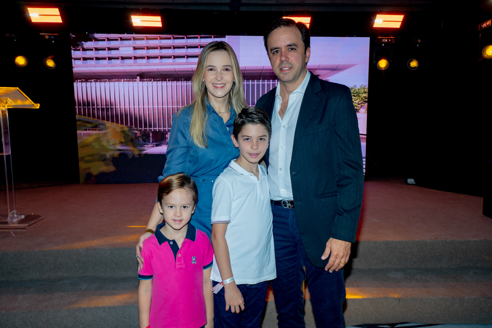 Naiana, Francisco, Lucas E Bernardo Philomeno (6)