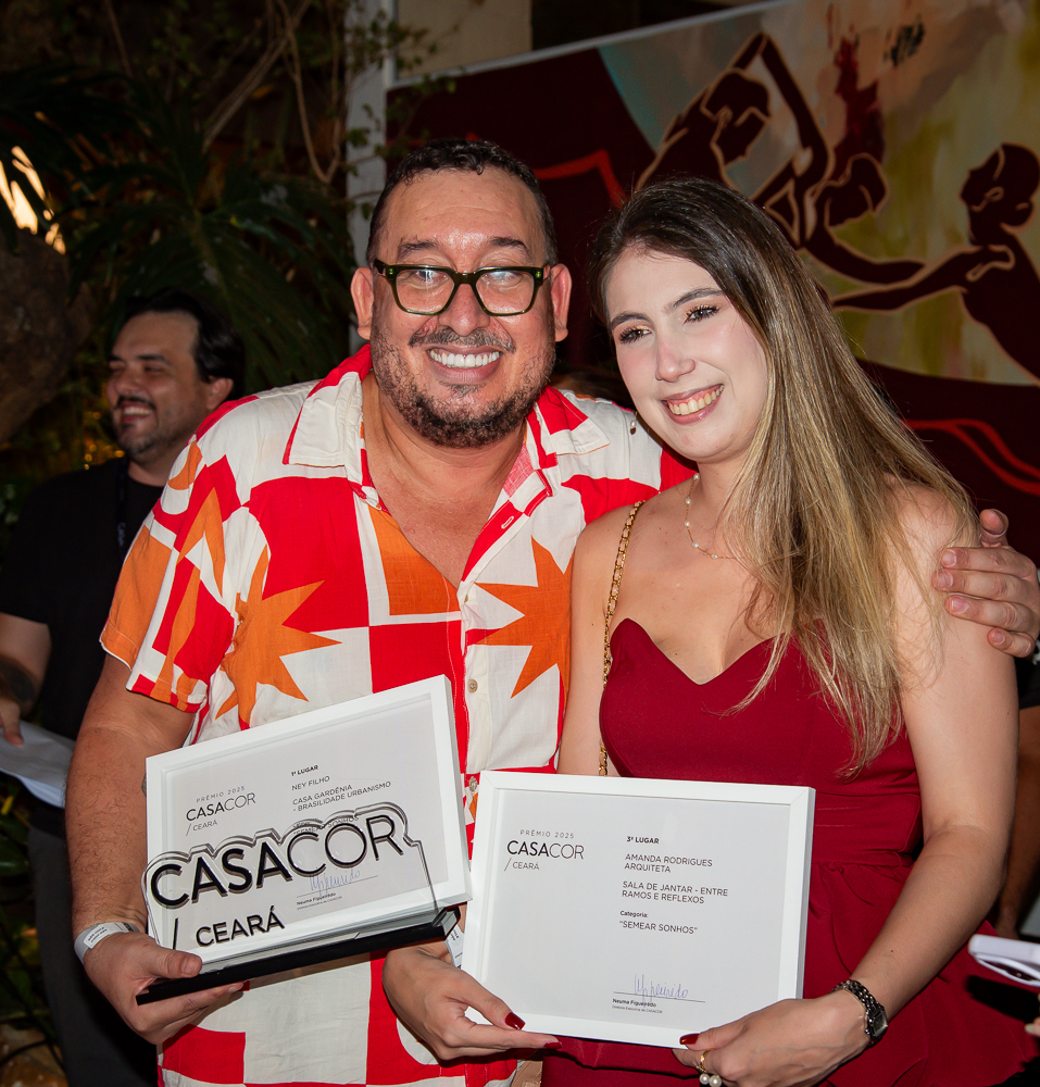 Ney Filho E Amanda Rodrigues