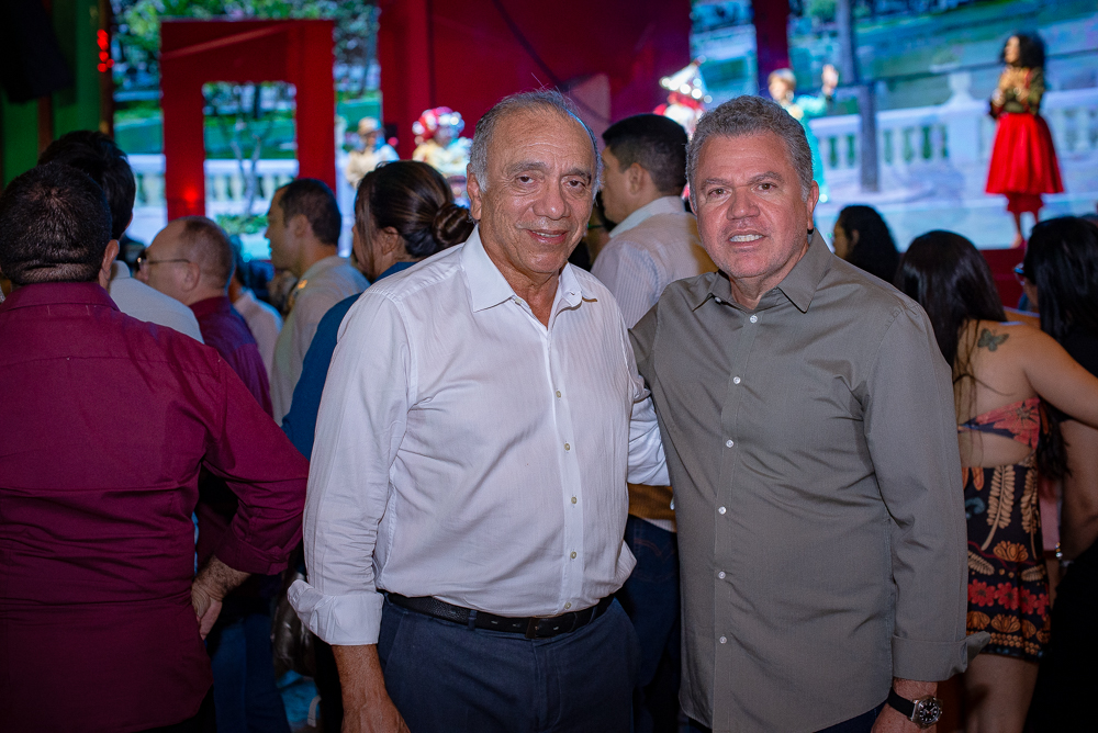 Nunes E Valmir Rolim