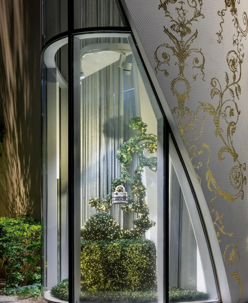 O Natal Já Chegou Em Seul E Com Ele, O Encanto Inconfundível Da @dior. A Maison Francesa Acaba D (5)