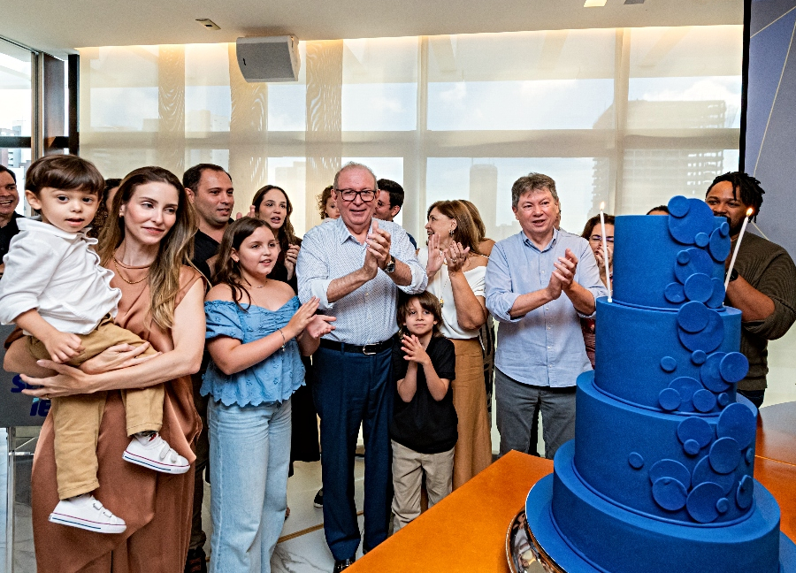 Ricardo Cavalcante e Edgar Gadelha celebram aniversário em prestigiado almoço na FIEC