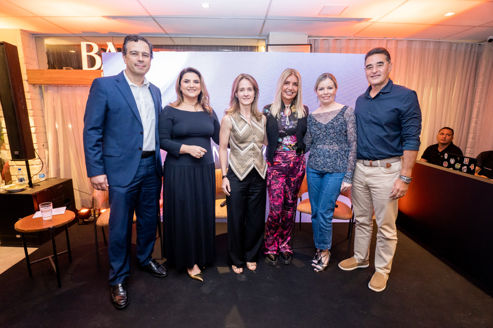 Paulo Marcelo, Poliana Nobre, Carla Pontes, Chris Silveira, Alexandra Monteiro E Daniel Arruda (1)