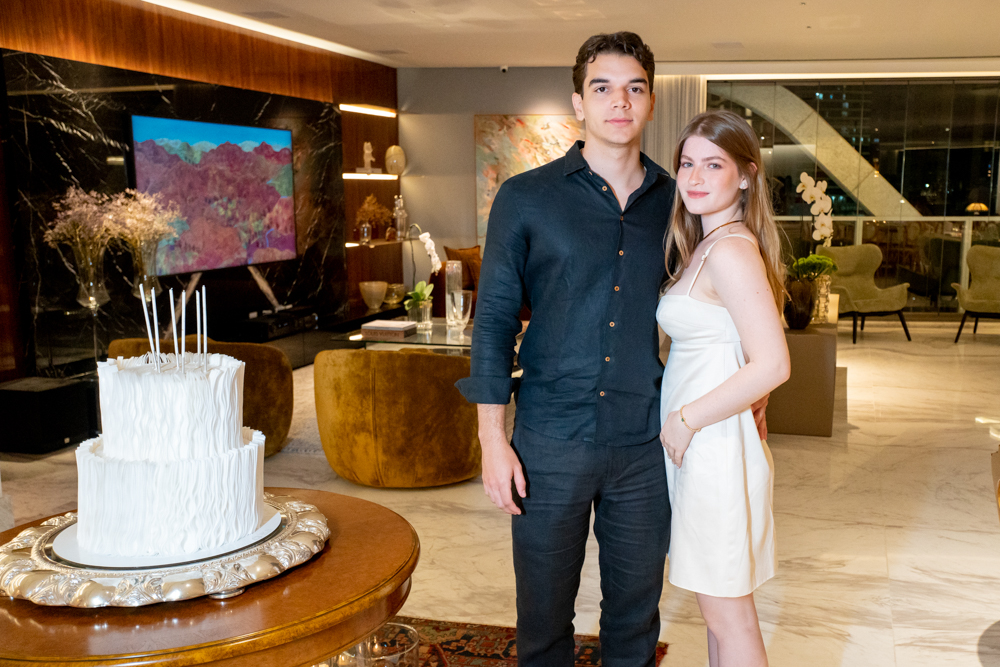 Pedro Carvalho, Esther Pinheiro (1)