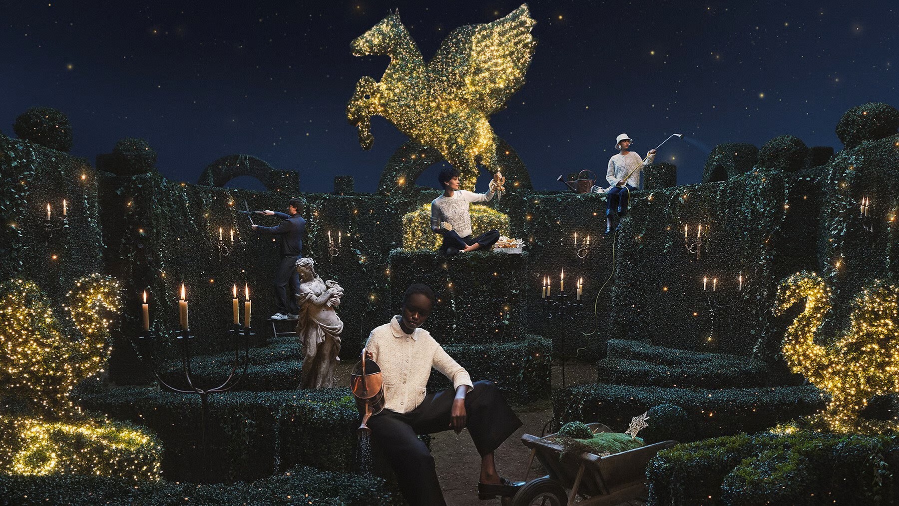 Dior lança campanha natalina e transforma suas vitrines globais em universo encantado