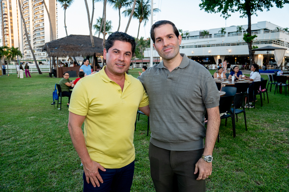 Pompeu Vasconcelos E Felipe Queiroz Rocha