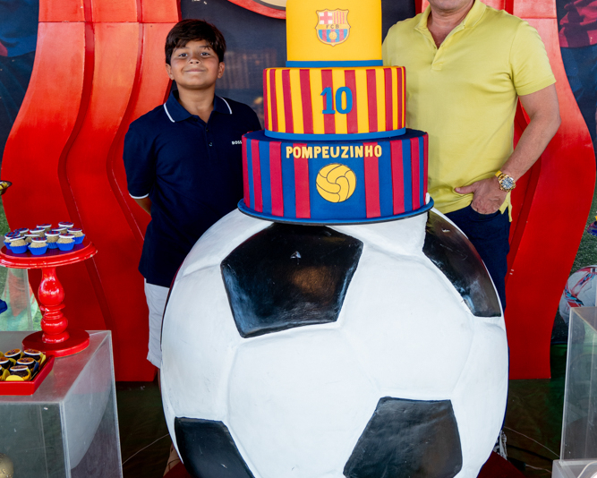 Sessão Parabéns - Pompeuzinho Vasconcelos festeja seus 10 anos em uma tarde de pura diversão no Iate Clube de Fortaleza