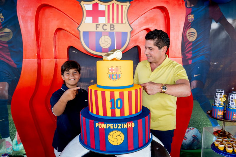 Sessão Parabéns - Pompeuzinho Vasconcelos festeja seus 10 anos em uma tarde de pura diversão no Iate Clube de Fortaleza