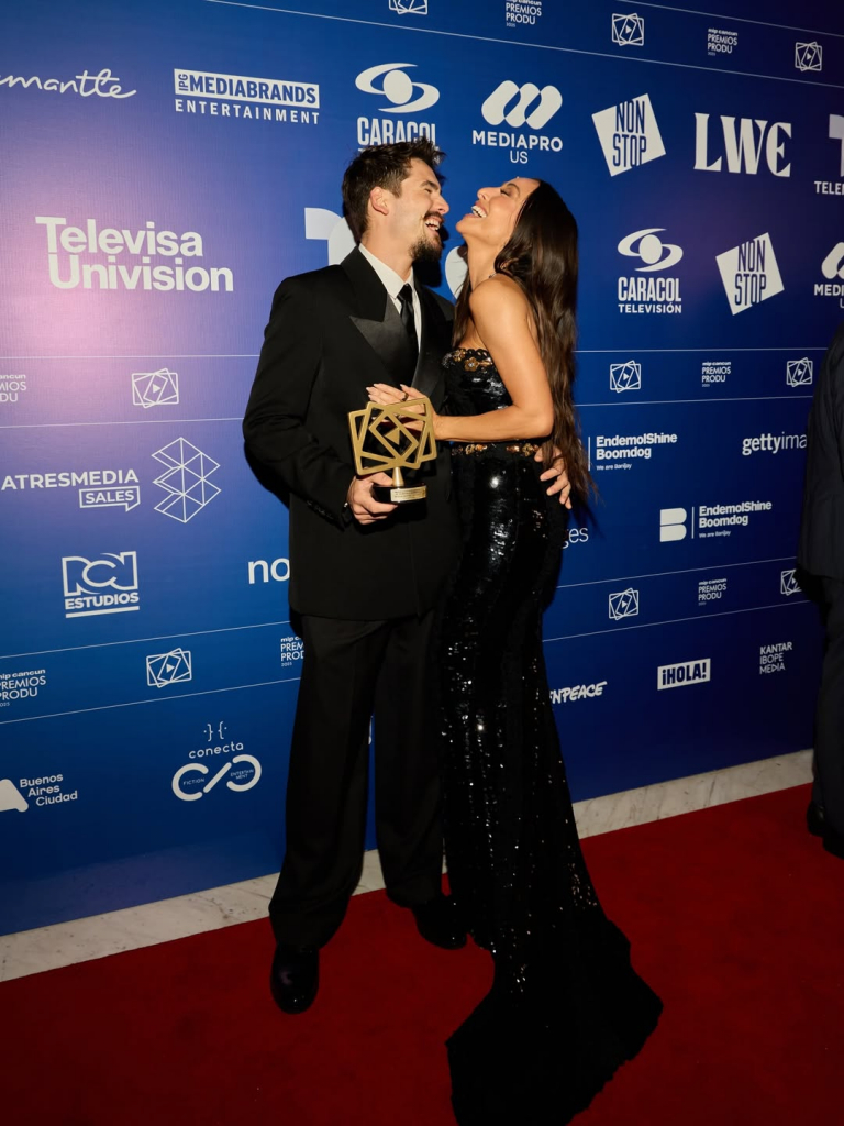 Que Prêmio Mais Merecido! Que Orgulho De Você @nicolasprattes ! Admiro A Sua Valentia, A Coragem (9)