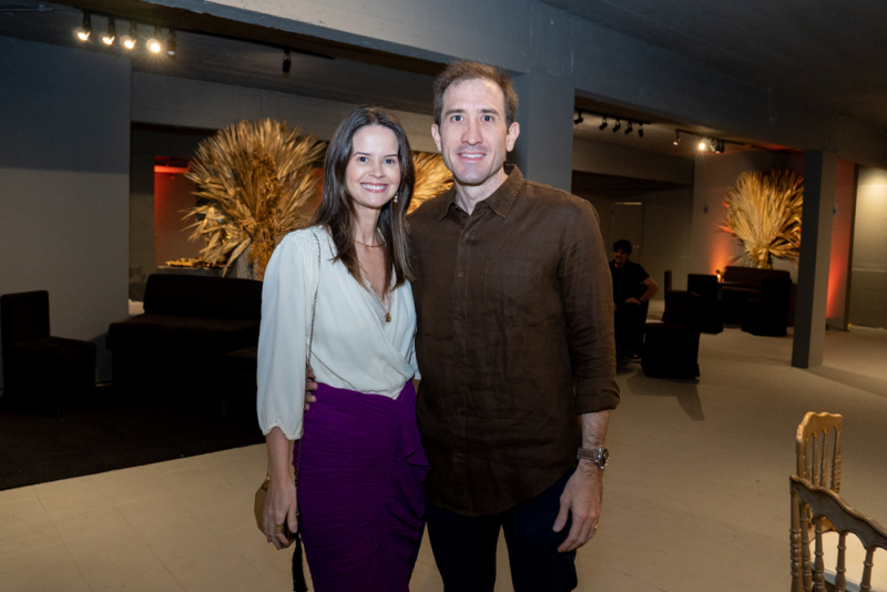 Clima de confraternização - Seacec e Sindesp brindam ao fim do ano com noite animada no Iate Clube de Fortaleza