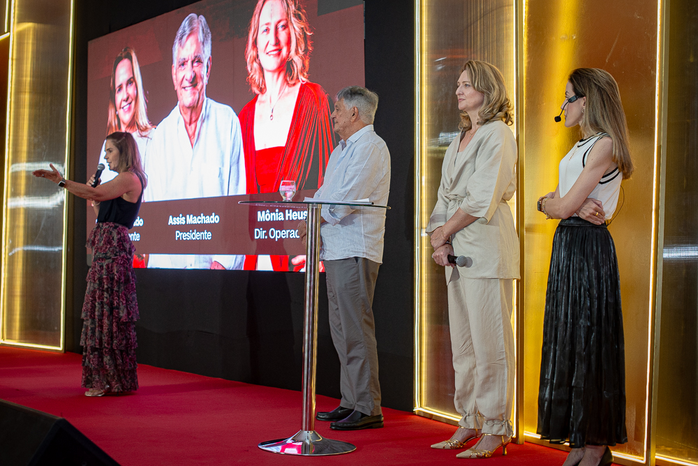Rafaela, Assis Machado, Mônia Heuser E Ivna Moraes (8)