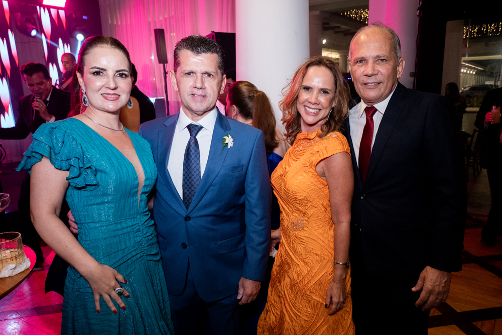 Raquel E Erick Vasconcelos, Révia E Henrique Lima