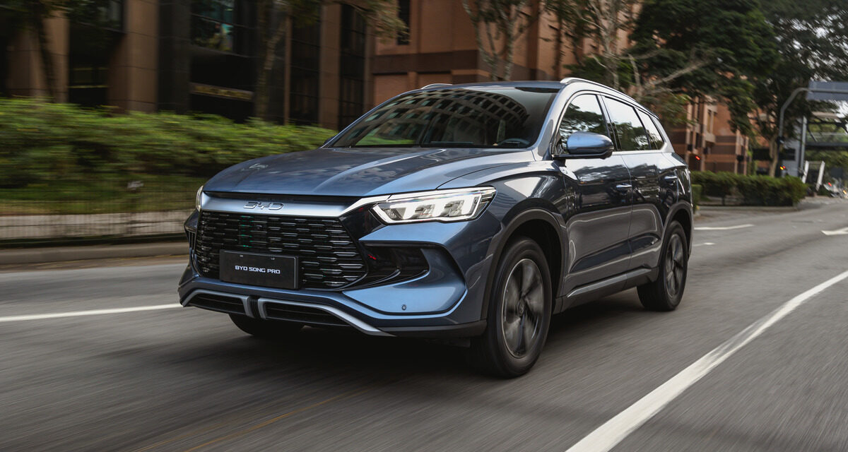 BYD supera a marca dos 10 mil carros emplacados pela terceira vez